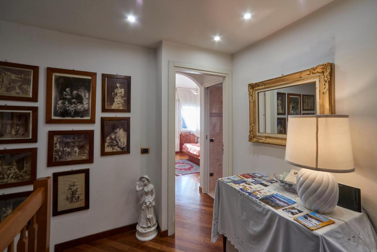 Tosca House Bed & Breakfast Varenna Exterior photo
